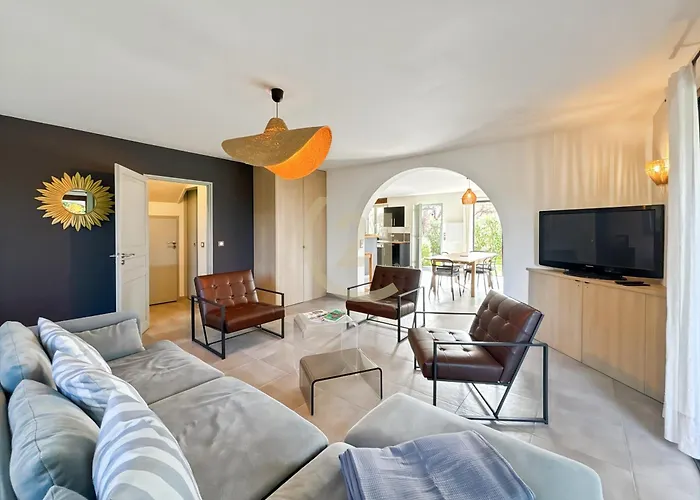 T4 Vue Mer, Piscine & Jardin - * Corbara