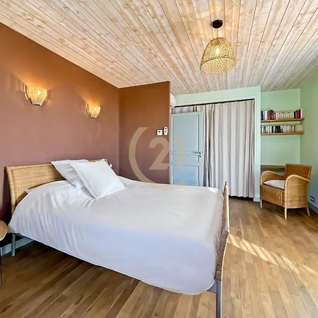 T4 Vue Mer, Piscine & Jardin - Corbara